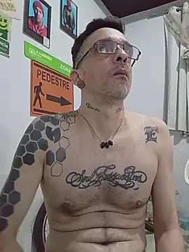 dinho carioca online show from 11/16/25, 05:18