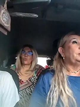 Snapshot of _SARAI_DUPONT chatting on 02/09/25, 10:21 SARAI DUPONT online show from 02/09/25, 10:21