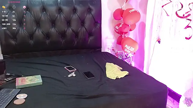 Snapshot of _SARAI_DUPONT chatting on 02/12/25, 10:15 SARAI DUPONT online show from 02/12/25, 10:15