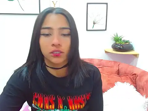 Snapshot of Aliciacute__ chatting on 09/08/25, 07:57 Aliciacute online show from 09/08/25, 07:57