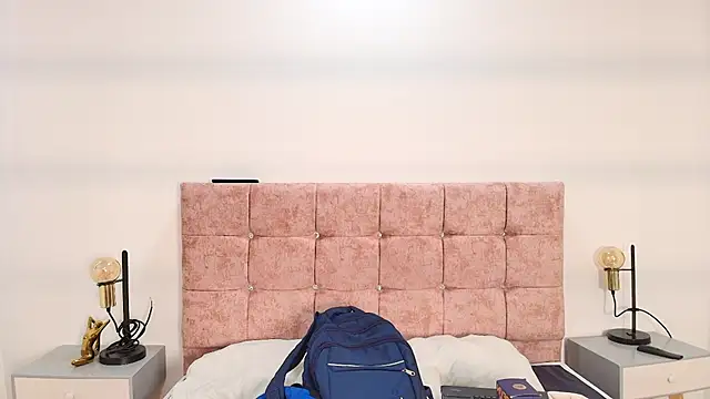 Ares Alpha online show from 10/21/25, 07:47