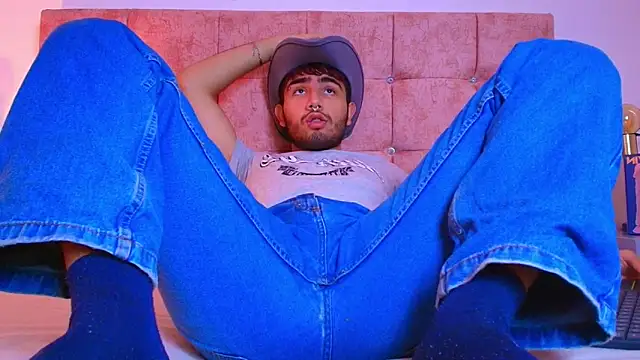 Ares Alpha online show from 10/22/25, 07:57