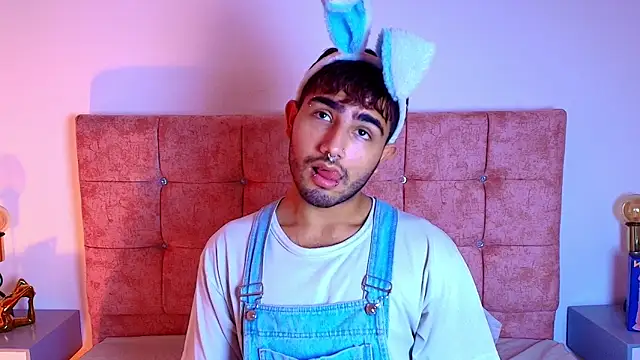 Ares Alpha online show from 10/25/25, 06:57