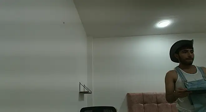 Ares Alpha online show from 11/02/25, 03:31