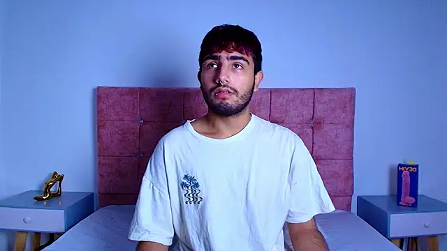 Ares Alpha online show from 11/04/25, 06:40