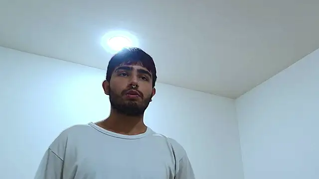 Ares Alpha online show from 11/05/25, 07:25