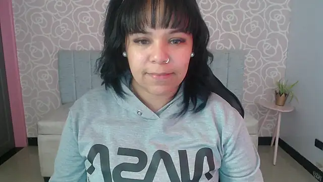 Vivi rosse ch online show from 11/11/25, 03:28