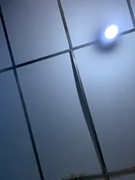 Isabella-2709 online show from 10/28/25, 01:47