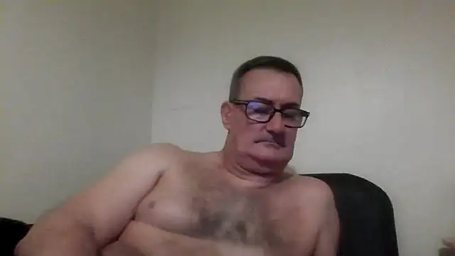 goldenman59 online show from 11/01/25, 04:31