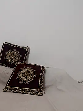 Snapshot of Miss_Riya20 chatting on 10/17/25, 05:32 Miss Riya20 online show from 10/17/25, 05:32