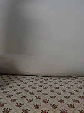 Snapshot of Miss_Riya20 chatting on 11/06/25, 05:03 Miss Riya20 online show from 11/06/25, 05:03