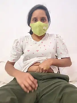 Snapshot of Miss_Riya20 chatting on 11/18/25, 09:03 Miss Riya20 online show from 11/18/25, 09:03