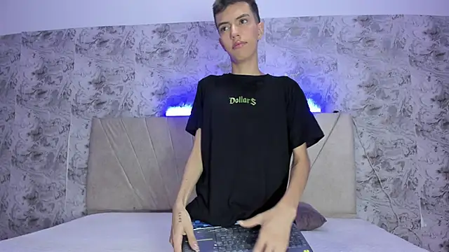 dylan 202520  online show from 09/27/25, 11:48