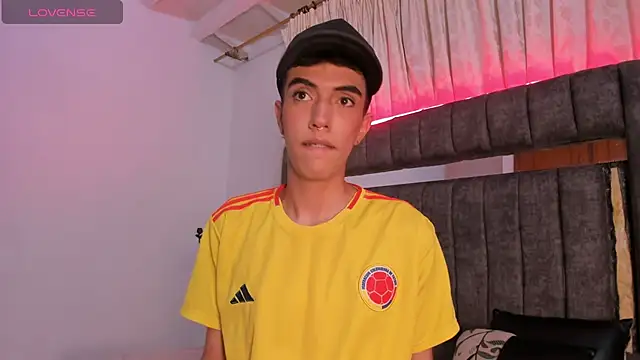 dylan 202520  online show from 10/11/25, 11:47