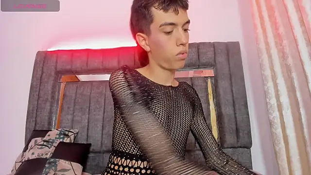 dylan 202520  online show from 11/11/25, 11:32