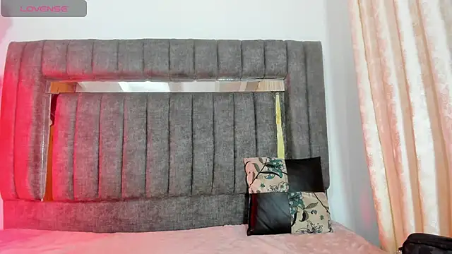 dylan 202520  online show from 11/18/25, 11:36