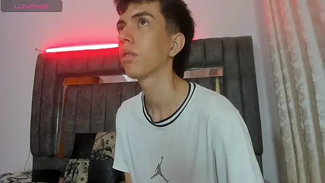 dylan 202520  online show from 11/21/25, 11:31