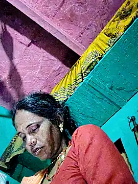 Pooja750 online show from 10/17/25, 10:56