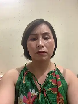 Hello Linchii online show from 09/21/25, 05:25