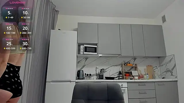 Miriamleroy  online show from 11/05/25, 09:15