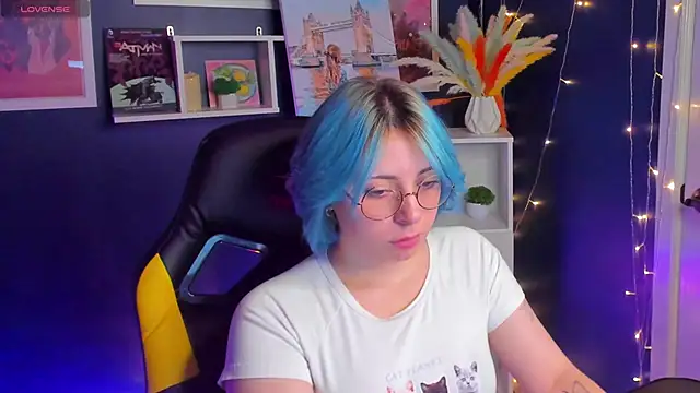 Penny Stanley online show from 10/20/25, 02:01