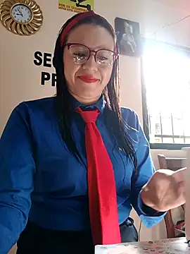 Snapshot of Hannah-colx chatting on 09/22/25, 12:51 Hannah-colx online show from 09/22/25, 12:51