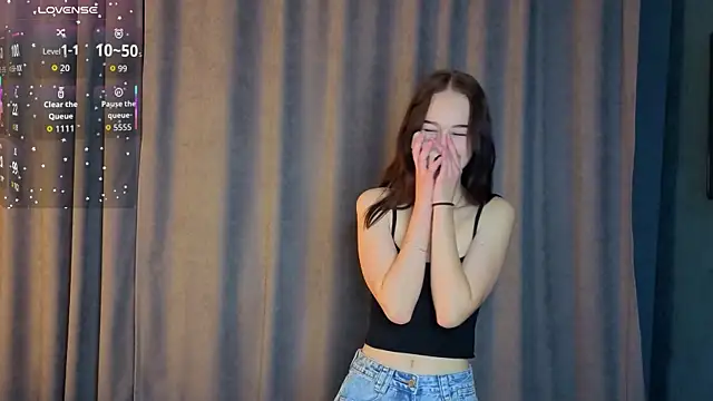 Mary Smitt online show from 10/05/25, 06:06