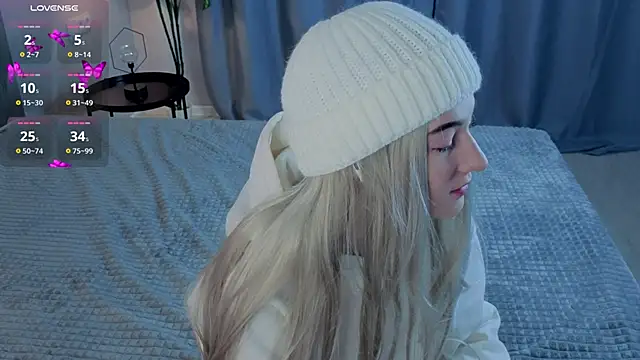 Mary Smitt online show from 10/26/25, 05:08