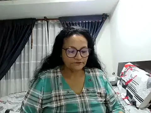  Cristal online show from 11/17/25, 08:42