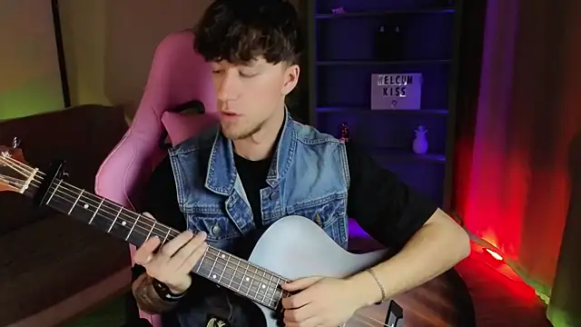 mark caron online show from 10/05/25, 08:29