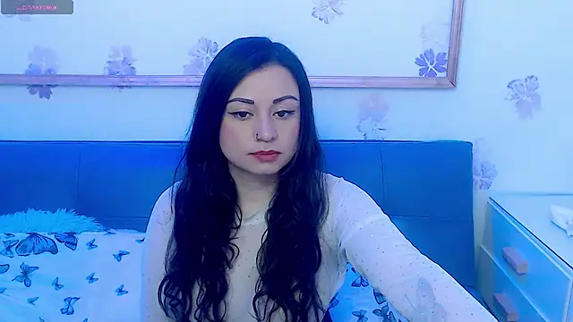 Snapshot of Eva_Roussell chatting on 09/11/25, 02:17 Eva Roussell online show from 09/11/25, 02:17