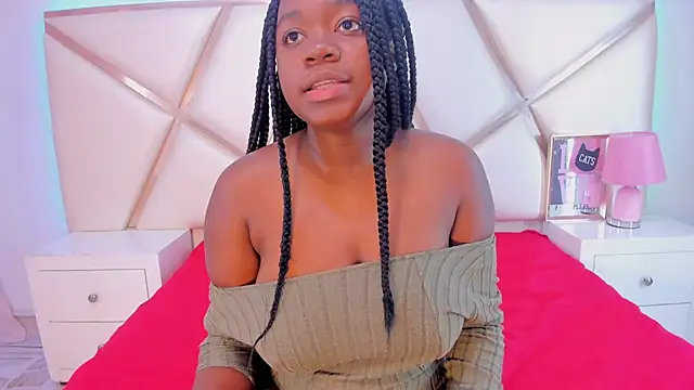 SulyClarck online show from 10/07/25, 08:06