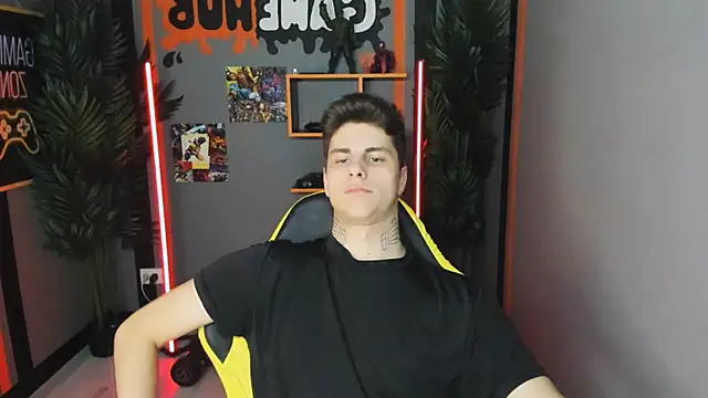 JackWolw online show from 10/08/25, 10:02