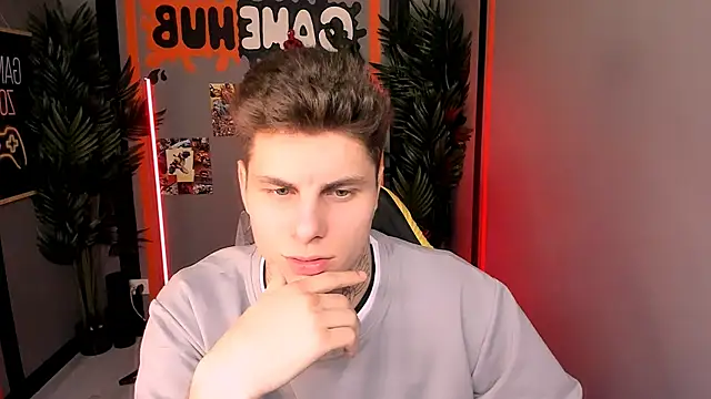 JackWolw online show from 11/05/25, 03:34