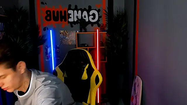 JackWolw online show from 11/11/25, 11:05