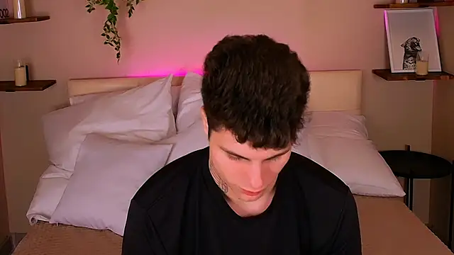 JackWolw online show from 11/12/25, 10:09