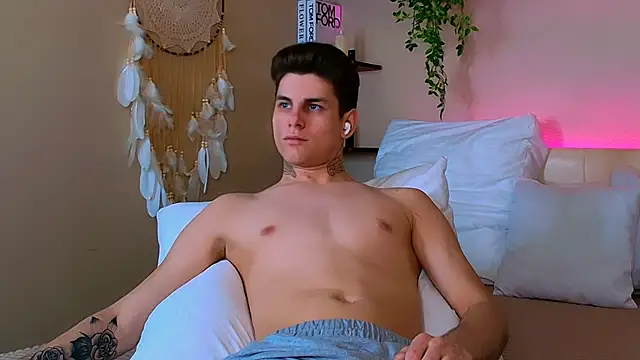 JackWolw online show from 11/13/25, 10:19