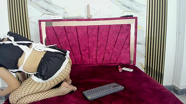 Snapshot of skaylar_95_mylove chatting on 10/17/25, 12:47 skaylar 95 mylove online show from 10/17/25, 12:47