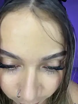 AnnyLopezzz  online show from 11/13/25, 09:03