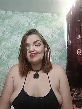 MayaLuna1 online show from 11/18/25, 05:06