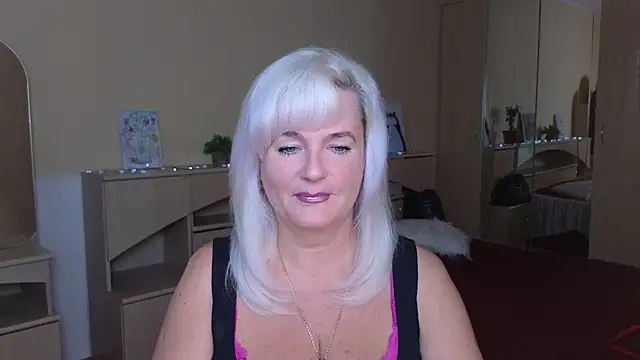 Vina Vision online show from 09/28/25, 10:20