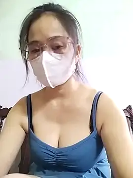 HELEN686 online show from 10/14/25, 05:14