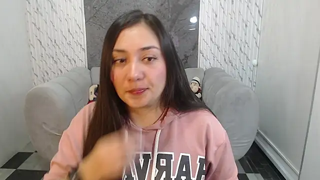 Ivony18 b online show from 11/05/25, 03:17