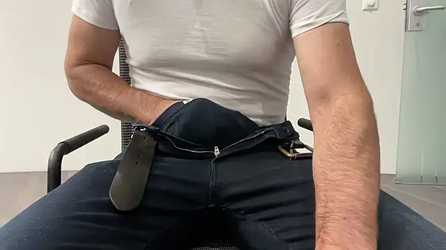 harrys74 online show from 11/10/25, 12:15