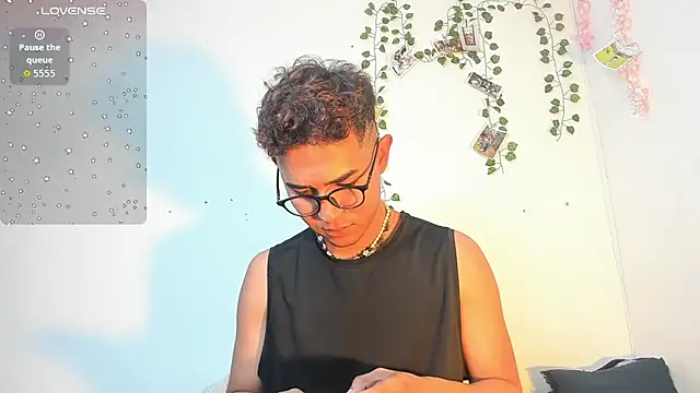 cute sammy 1 online show from 09/09/25, 04:12