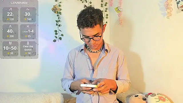 cute sammy 1 online show from 09/12/25, 04:23