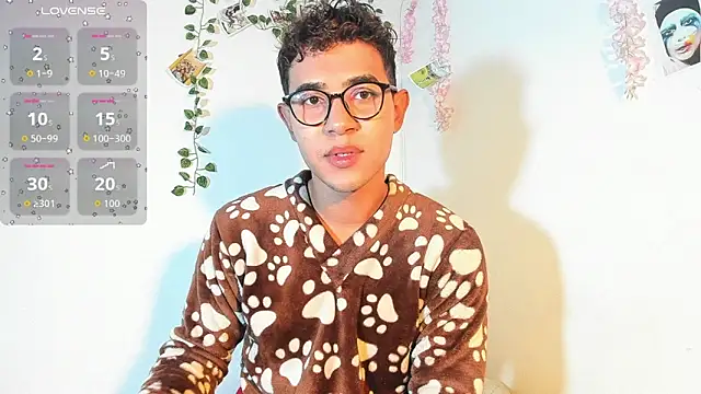 cute sammy 1 online show from 09/17/25, 11:23