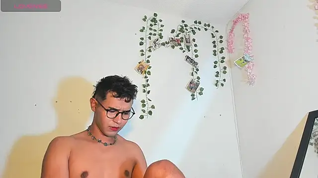 cute sammy 1 online show from 09/25/25, 11:47