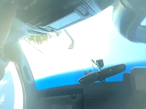 Snapshot of Vic2Big chatting on 11/19/25, 11:16 Vic2Big online show from 11/19/25, 11:16