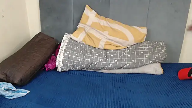 Tyllorsavage online show from 10/11/25, 05:00